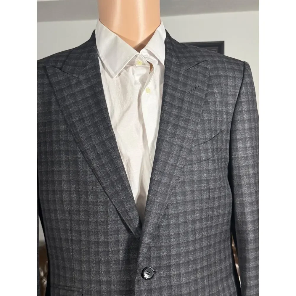 Tom Ford Plaid Charcoal 2pc Peak Lapel Suit 50R Italy 40R US 34x32 Trousers EUC